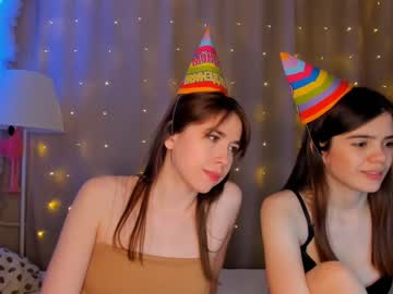 Naked cam couple anna_mariia image #1455391