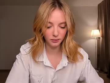Naked cam girl olli_ver image #3062565
