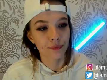 Naked cam girl _demi_dee_ image #1822998