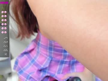 Naked cam girl urlittlegirl_ image #1501931