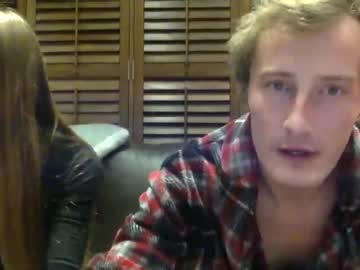 Naked cam couple canadiancoup1e07 image #1192015