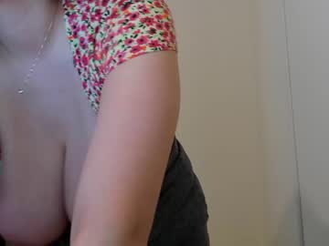 Naked cam girl devyale image #1574012