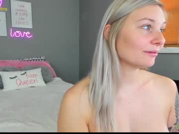 Naked cam girl ryan_n_riley image #470709