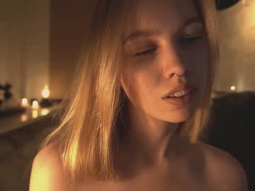 Naked cam girl bibi_it_is image #2312507