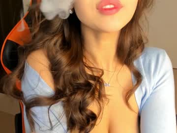 Naked cam girl mei_tin image #2980606