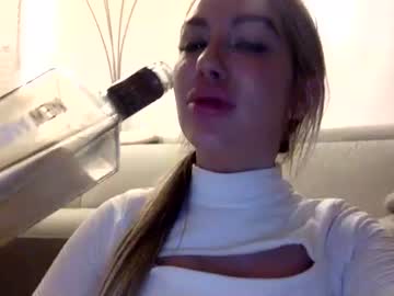 Naked cam girl bestfruit16 image #1022032