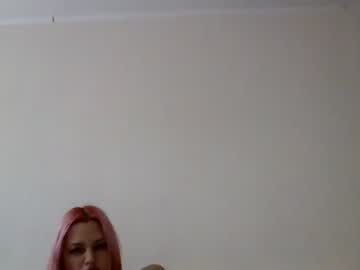 qeensgambit naked cam