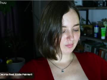 Naked cam girl maeveminx image #2627905