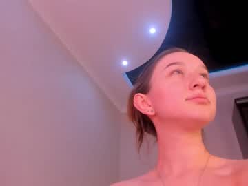 Naked cam girl yuki_04 image #3495860