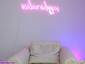 Naked cam girl sapphirealice image #2403495
