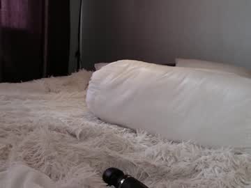 Naked cam girl _mito_69 image #1997608