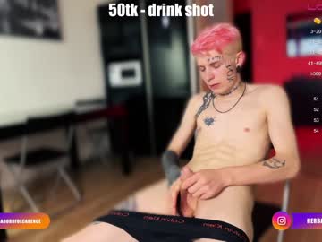 Naked cam man herbal_sommelier image #2339082