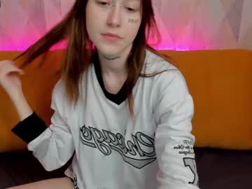 Naked cam girl christine_heisenberg image #3140741