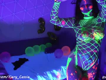 Naked cam girl fiery_redhead image #1810910