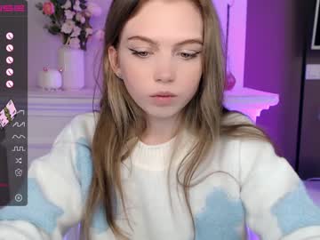 Naked cam girl small_blondee image #2932242