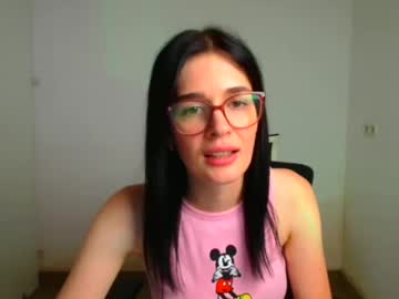 Naked cam girl july_berry image #4024041