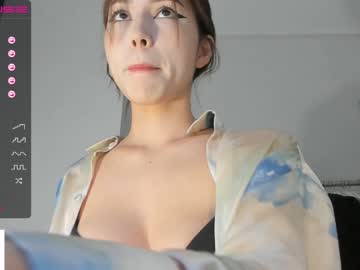 Naked cam girl hee_jin image #3453339
