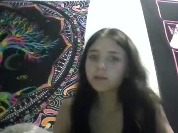 Naked cam girl kyky_baby444 image #4056429