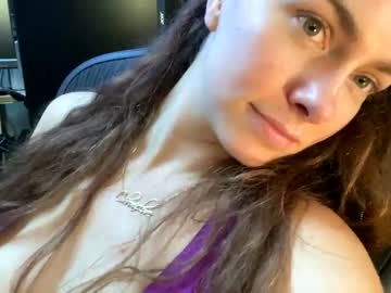 Naked cam girl chroniclove image #2384553