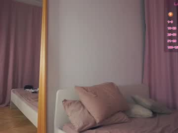Naked cam girl teddy_betty image #4022877