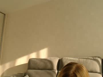 Naked cam girl lily_life image #3942755