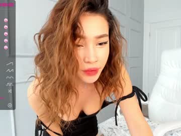 Naked cam girl hee_jin image #309608