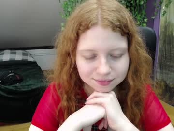 Naked cam girl molly_redhead image #1031114