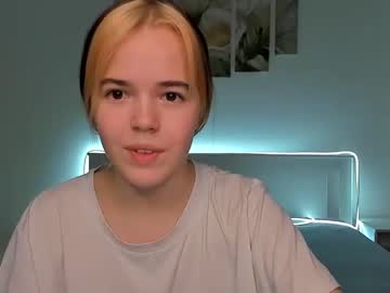 Naked cam girl renee_whi image #3173863