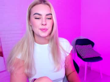 Naked cam girl 8a8y_nura image #1150236