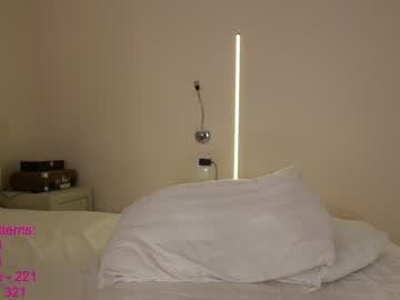 Naked cam girl lindamei image #759295