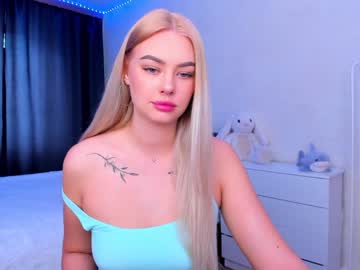 Naked cam girl 8a8y_nura image #3826274