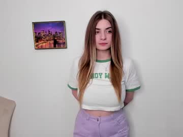 Naked cam girl brenda_rogerss image #3950538