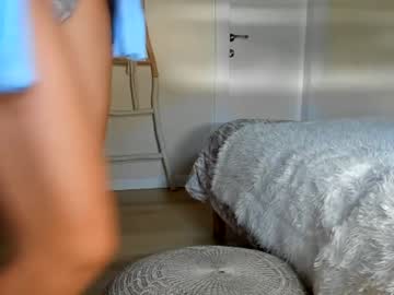 Naked cam girl barrrbi image #2944835