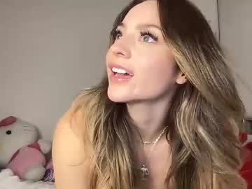 Naked cam girl haileyhawaii image #3978476