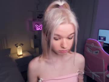 Naked cam girl winky_pink image #4017932
