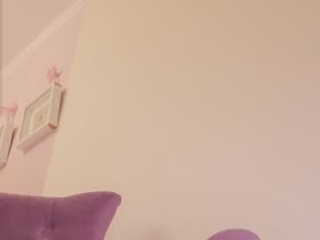 Naked cam girl aveksmr image #2283193