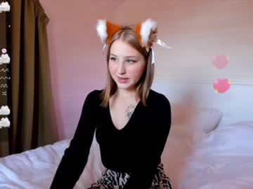 Naked cam girl monikabloomm image #2486547