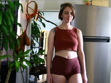 Naked cam girl maeveminx image #1621125
