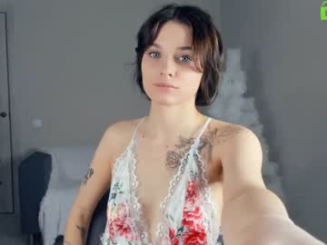 Naked cam girl scarlett_711 image #825380