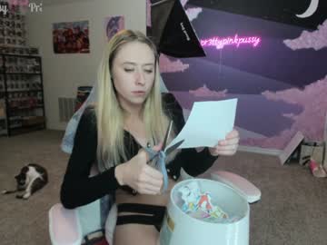 Naked cam girl pr3ttyp1nkpussy image #2737108