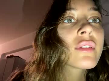 Naked cam girl sassylilah image #3958987