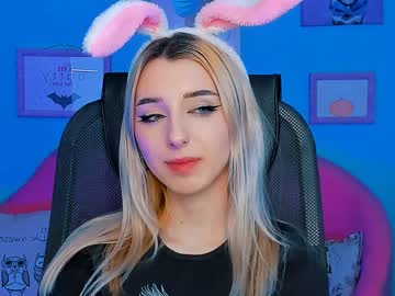 pollyhill naked cam