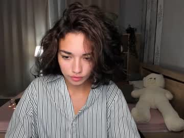 Naked cam girl ella_flare image #2591870