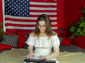 Naked cam girl beverleyelliott image #2153950