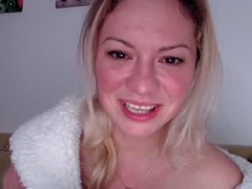 Naked cam girl kiradivine image #1656977