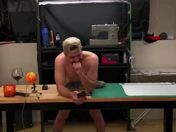 Naked cam man brad_bounce image #2277054
