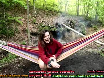 Naked cam couple honeyand_thebear image #1722760
