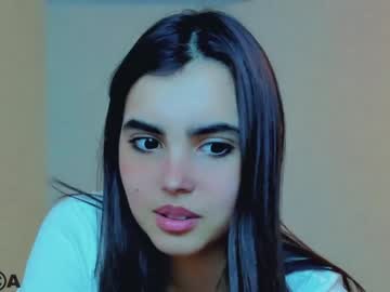 Naked cam girl nika_la image #1108450