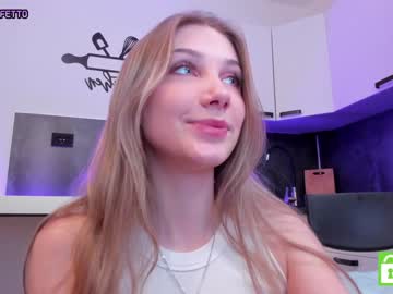 Naked cam girl annareffett0 image #3771902