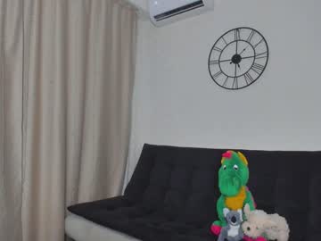 Naked cam girl eleonora_linn image #3228026